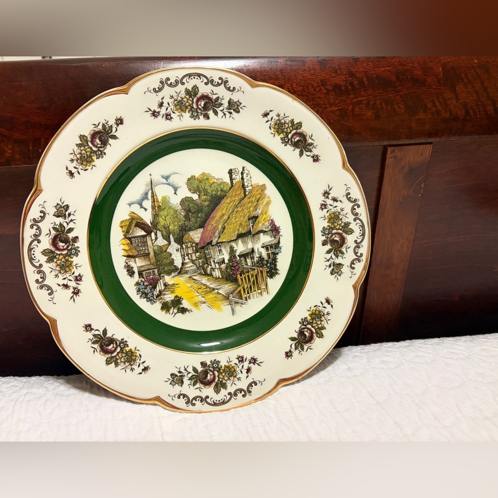 Wood & Sons England Ascot Service Plate